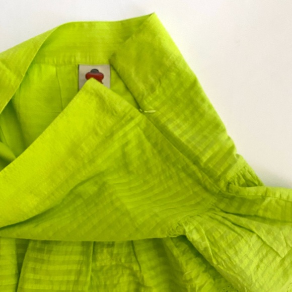 FARM Rio Neon Green Ruffled Mini Skirt size Large - Picture 8 of 11